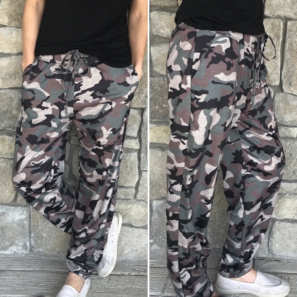Camo jogger sweatpants